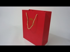 निर्माता के लोगो के साथ कस्टम मुद्रित कागज बैग पैकेजिंग